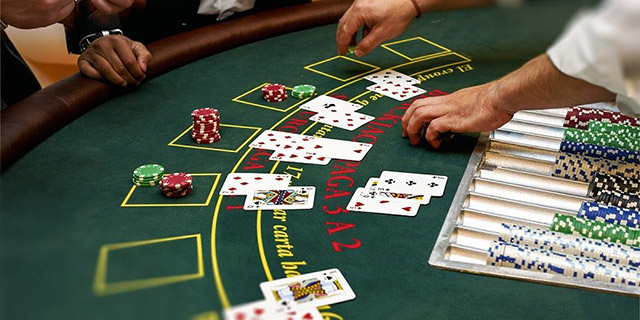 Đôi 10 trong poker Tổng quan và Những chiến lược chơi